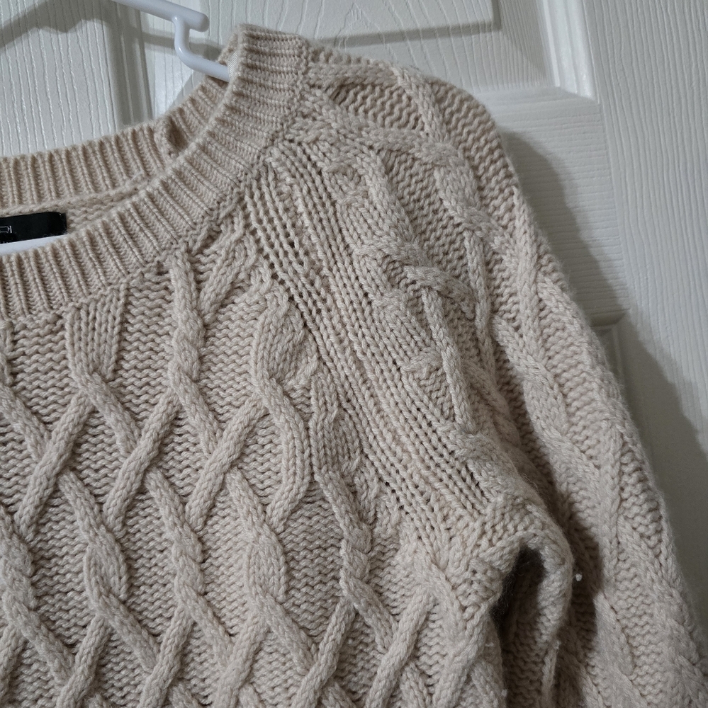 Tahari Pure Luxe Wool & Cashmere Cable Knit Crewneck Sweater, Off-White, EUC! - Picture 3 of 8